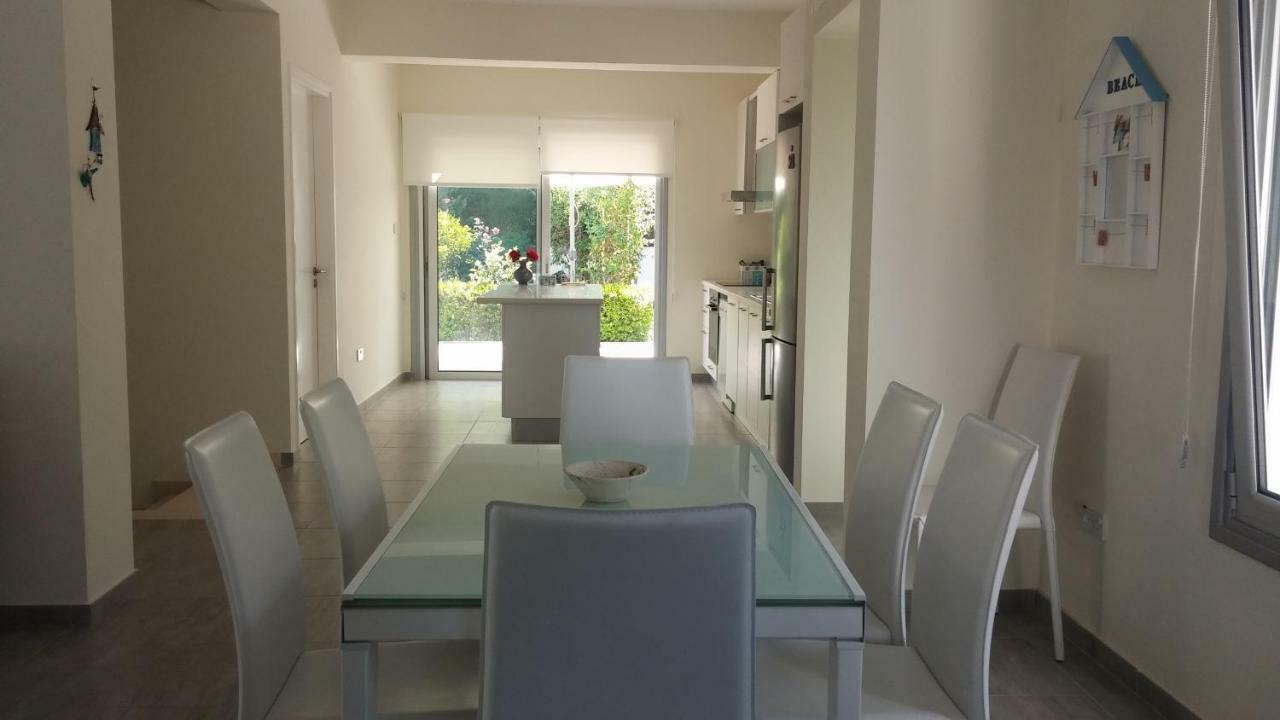 Family Home Protaras Exterior foto